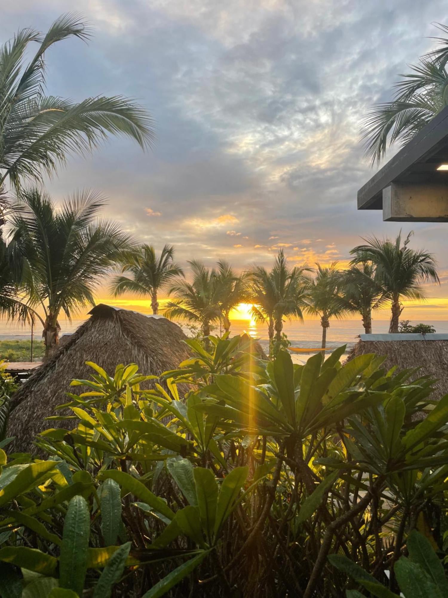 San Carlos Surf Resort & Eco Lodge Esterno foto